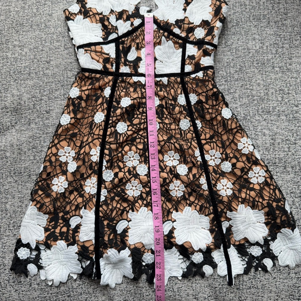 NWT ELLIATT Pembroke Lace Corset Mini Dress Black Nude 3D Floral Bustier XXS 0 - Picture 16 of 16